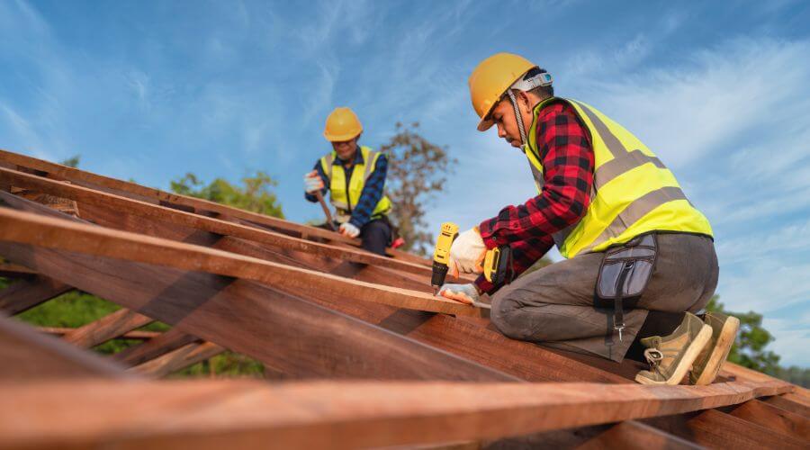 Professional Flat Roofing Installation services in Avoca, IN